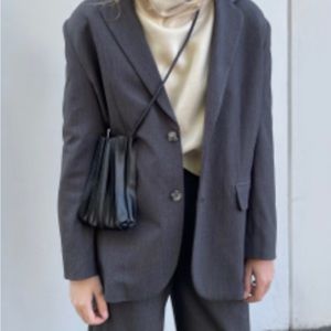 Oak and Fort Pleated Cross body bag